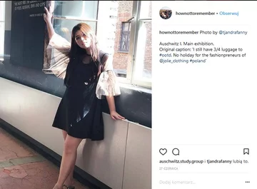 Pamiątkowe zdjęcie z Auschwitz 