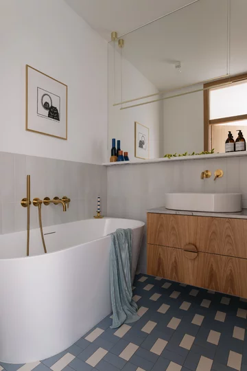 Małe, lecz kolorowe mieszkanie, projekt: FUGA Architektura Wnętrz 