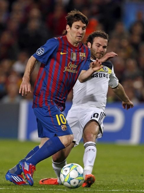 Lionel Messi bardzo chciał zrehabilitować się za mecz z Realem, który Barcelona przegrała na Camp Nou 1:2 (fot. EPA/ALBERTO ESTEVEZ/PAP)