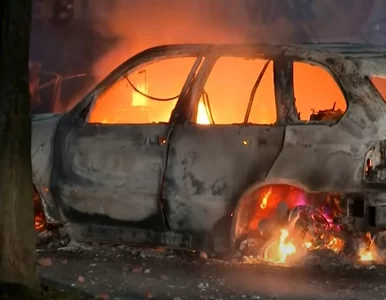 Miniatura: Zamieszki w Irlandii Północnej. Takiego...