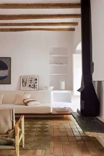 Remont domu rybaka w Hiszpanii, projekt Bea Portabella + Jordi Pagès 