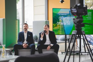 Grzegorz Walczukiewicz, Koordynator ds. klimatu w&nbsp;Obszarze Metropolitalnym Gdańsk-Gdynia-Sopot oraz&nbsp;Andrzej Trojaczek,  Dyrektor Regionalny ds. przygotowania i&nbsp;realizacji inwestycji na&nbsp;terenie Tr&oacute;jmiasta, DEVELIA
