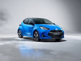 Nie tylko do&nbsp;oszczędnej jazdy. Hybrydowy hot-hatch?