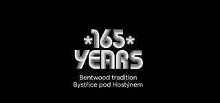 Gięcie litego drewna przy użyciu pary wodnej to&nbsp;technologia, kt&oacute;ra od&nbsp;ponad 160 lat definiuje charakter mebli produkowanych w&nbsp;Bystřicy pod&nbsp;Host&yacute;nem