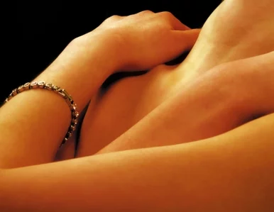 Miniatura: Brzydkie piersi powodem... próby samobójczej