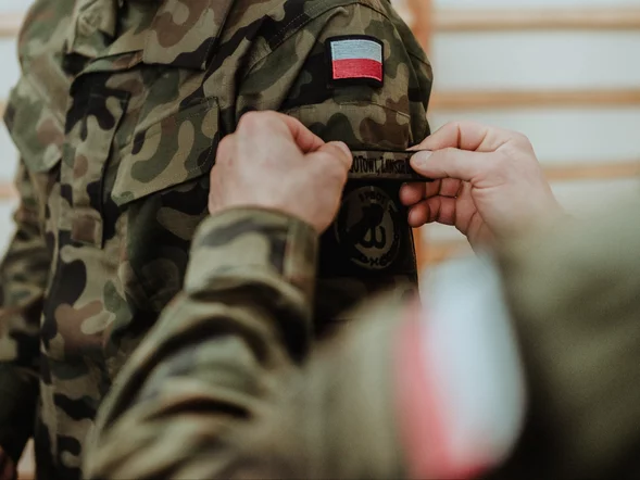 Miniatura: Obowiązkowa służba wojskowa w Polsce?...