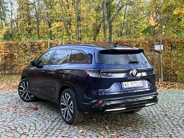 Renault Espace E-Tech full hybrid 200