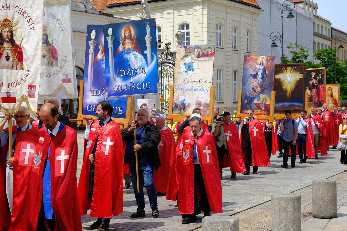 Warszawa. Manifestacja Rycerzy Chrystusa Króla 