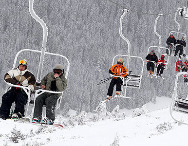 Miniatura: Zakopane kusi narciarzy ale straszy kierowców