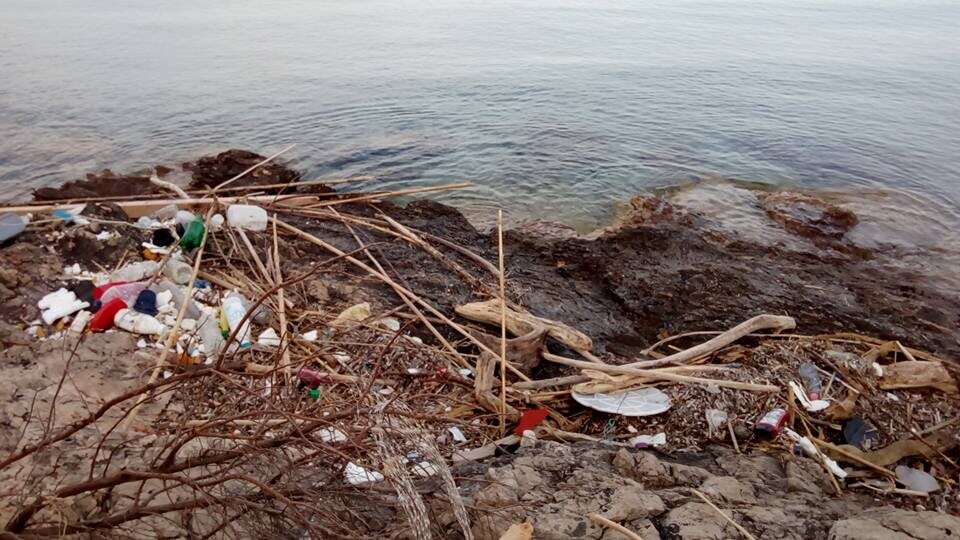 Plaże toną w śmieciach 