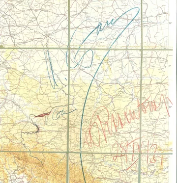 Mapa-załącznik do radziecko-niemieckiego traktatu o granicach i przyjaźni z 28 września 1939 r. z ostatecznym określeniem obszarów Polski zajętych przez ZSRR i Trzecią Rzeszę, niebieski kolor podpis Józefa Stalina, czerwony kolor - podpis Joachima von Rib