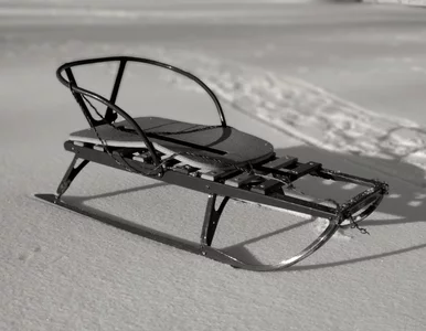 Miniatura: Wypadek na sankach. Ze względu na...