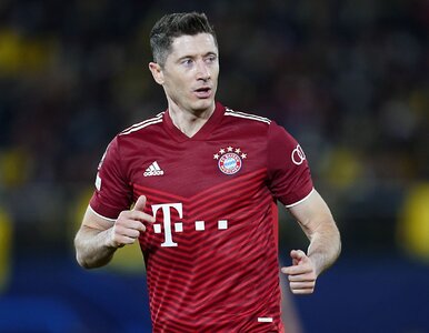 Miniatura: Robert Lewandowski z golem, ale to i tak...