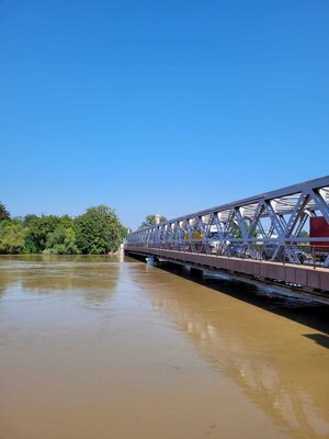 Miniatura: Sytuacja powodziowa w Brzegu