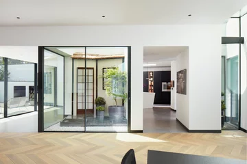 Minimalistyczne wnętrza z retro akcentami, projekt XUL Architecture downloadfor.press. xul