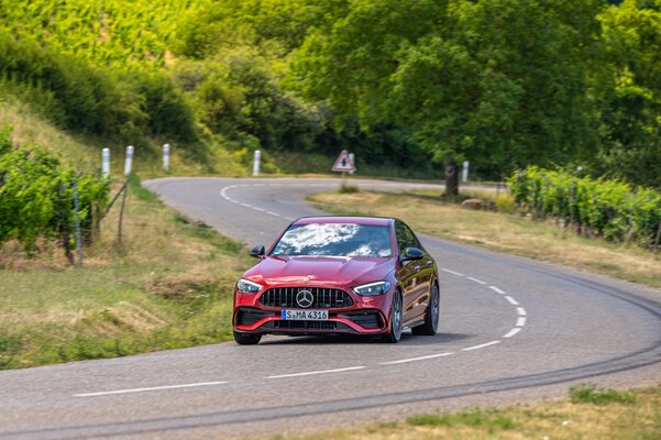 Miniatura: Mercedes-AMG C 43 4MATIC
