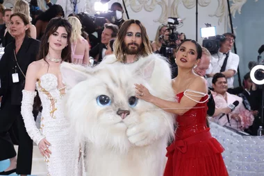 Anne Hathaway, Jared Leto, Salma Hayek