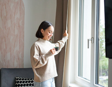 Miniatura: Zawieś to na klamce od okna. Przestaje...