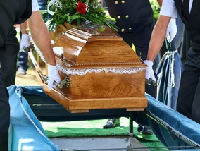 Miniatura: Od 1 stycznia zasiłek pogrzebowy w nowej...