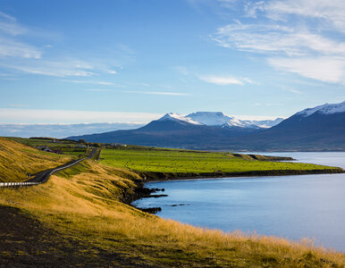 Miniatura: Islandia