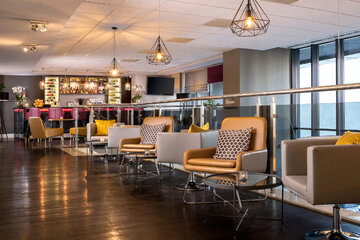 Leonardo Royal Warsaw Bar