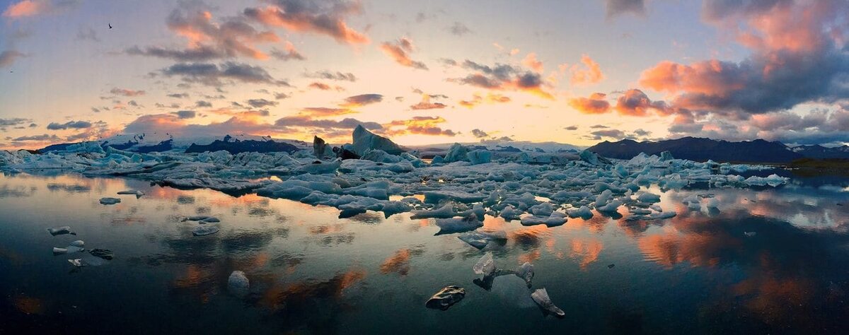 Kategoria „Panorama - Mateusz Piesiak Zdjęcie z lodowca Vatnajökull na Islandii.