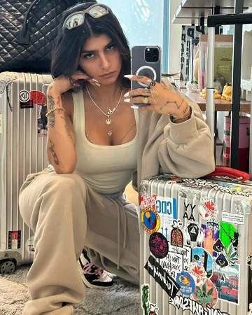 Mia Khalifa 