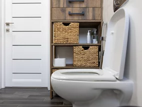 Miniatura: Nie zamykasz klapy WC? Zobacz,...