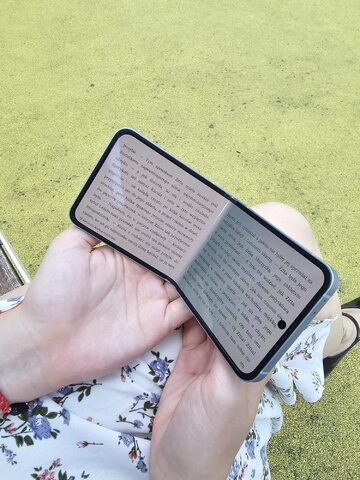 Samsung Galaxy Flip 6