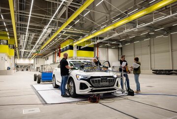 Centrum Bezpieczeństwa Pojazd&oacute;w Audi