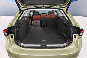 Nowa Skoda Superb