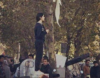 Miniatura: Zdjęła hidżab na ulicach Teheranu. Skazano...