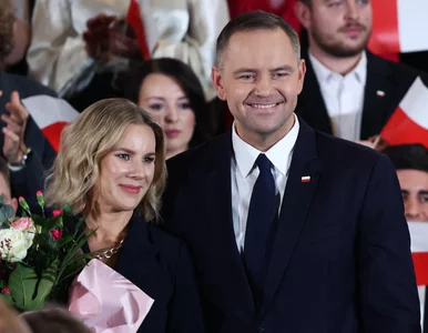 Miniatura: Nawrocki sięga po tajną broń. Żona rusza...