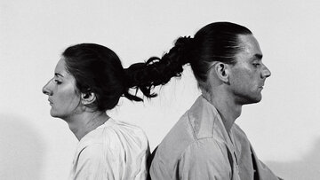 Kadr z&nbsp;filmu Marina Abramović: artystka obecna / Marina Abramovic: The&nbsp;Artist Is&nbsp;Present (2012)