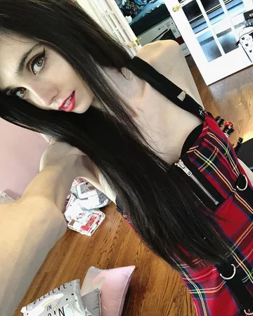 Eugenia Cooney 