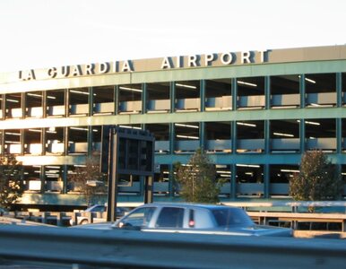 Miniatura: Kolizja samolotów na lotnisku LaGuardia