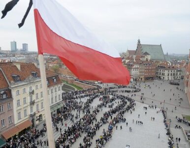 Miniatura: Nie nadążają z produkcją polskich flag