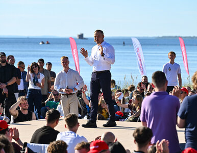 Miniatura: Młodzi zasypali Nawrockiego pytaniami....