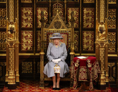 Miniatura: Elżbieta II w pierwszym publicznym...