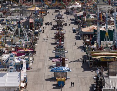 Miniatura: Strzały i śmierć w Monachium. Akcja służb...