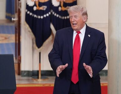 Miniatura: Trump zakpił z małżeństwa Macronów....