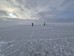 Miniatura: Naturalne lodowisko na Małym Morzu. „Na...