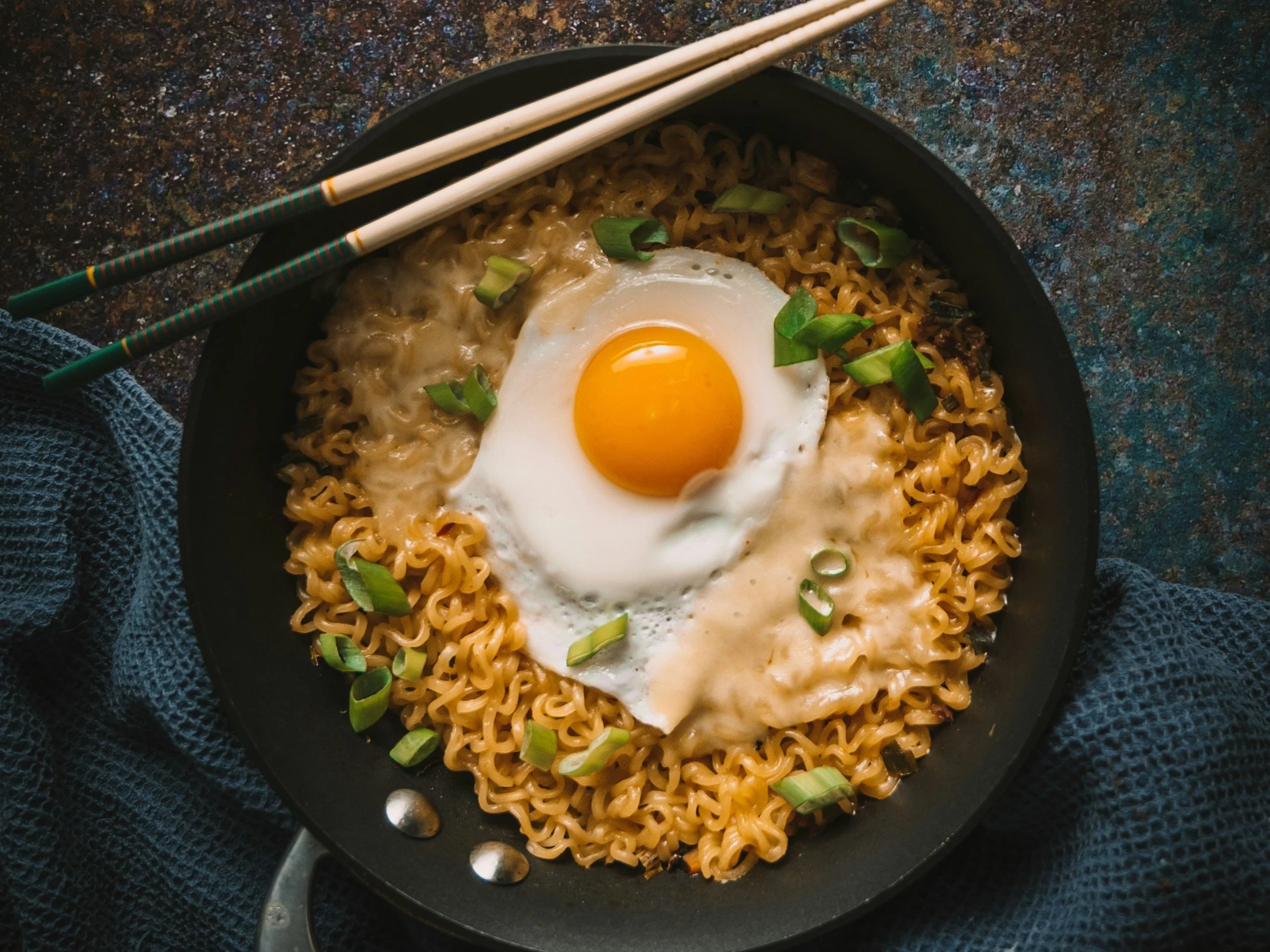 Skąd pochodzą te potrawy? Podejmij kulinarne wyzwanie