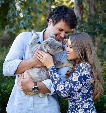 Bindi Irwin i Chandler Powell 