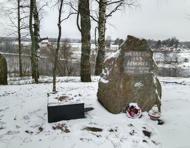 Miniatura: Zniszczone pomniki AK w Rosji. Polskie MSZ...