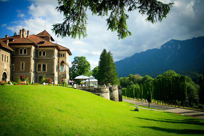 Castelul Cantacuzino din Romania - aici a fost fotografiat miercuri