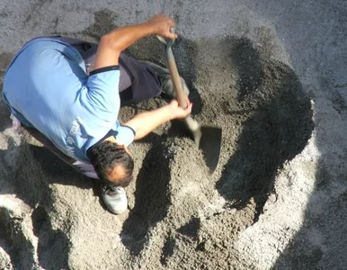 Miniatura: Szpadel zamiast paszportu