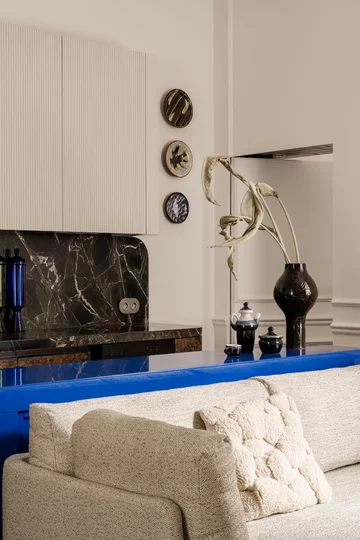 Małe mieszkanie w łódzkiej kamienicy, projekt  Piotr Łucyan 