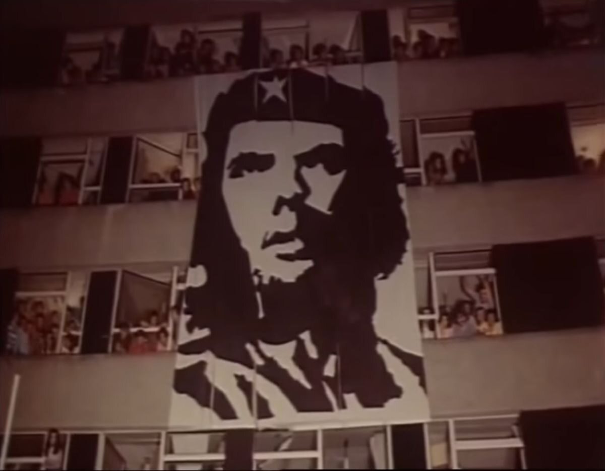 Wizerunek Che Guevary na trasie przejazdu Fidela Castro 