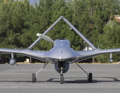 Miniatura: Bayraktar TB2. Oto dron, który sieje...